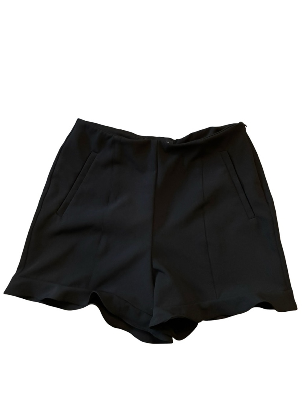 FIFTEEN TWENTY Black High-Waist Ruffle Hem shorts, Size 2.